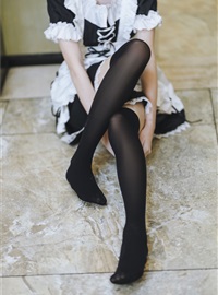 7 - Short skirt maid(9)